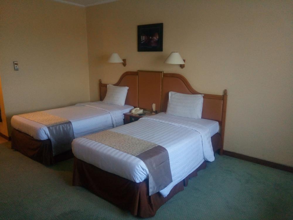 Sahid Raya Hotel & Convention Yogyakarta Maguwo Dış mekan fotoğraf